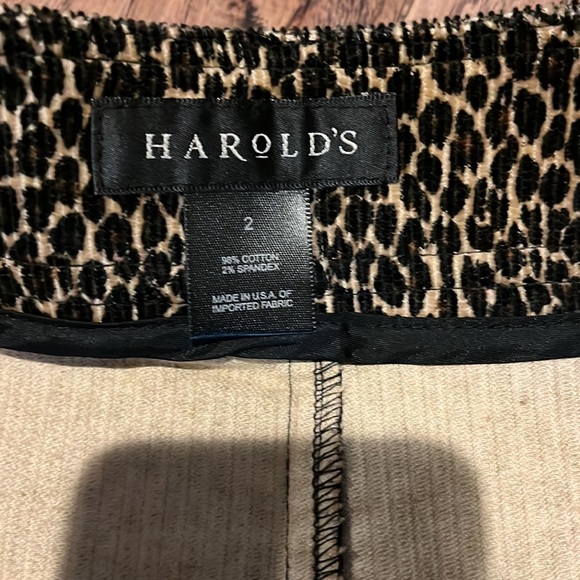 Harold’s Leopard Corduroy Mini Skirt size 2 - Picture 6 of 6